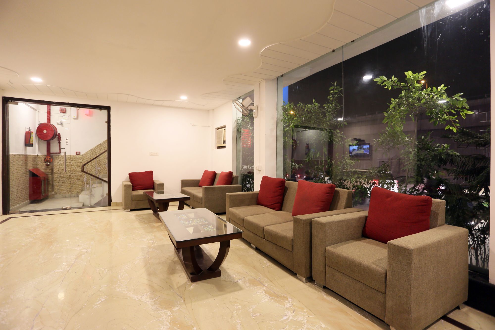Oyo Marina Hotel New Delhi